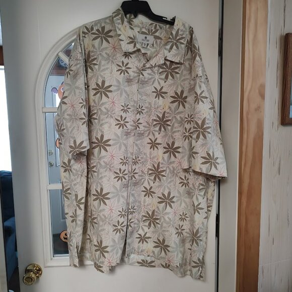 Solitude Multi-Color Tropical Print Short Sleeve Button Down Shirt Men's 3X - Picture 1 of 2